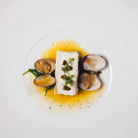 Superior Gourmethotel Yscla 호텔